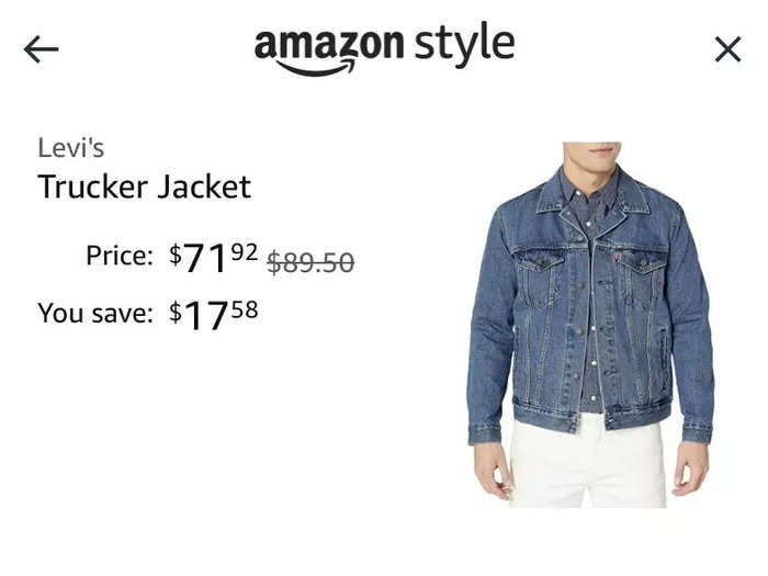 I scanned the QR code attached to the jean jacket I wanted to try on and chose my size.