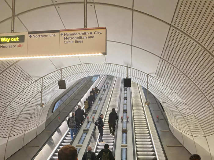 After getting off the Elizabeth line train, I had to step on a huge escalator ...