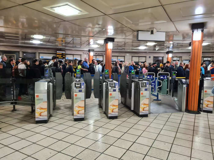 This was particularly the case in central London after major royal events, such as Piccadilly Circus station after the Platinum Party. I felt bad for Londoners who worked in the area trying to make their way home.