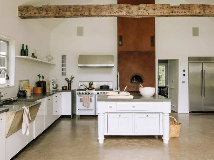 Givone installed a custom-built wood-fire pizza oven in the kitchen, per the listing. It