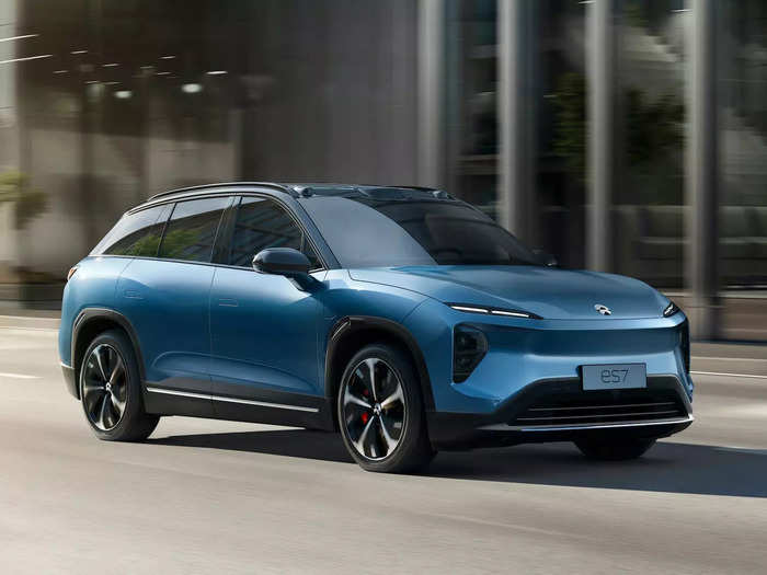 Not to mention, like all Nio models, customers can pull into battery-swapping stations instead of plugging into a regular charger.