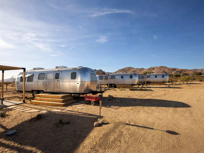 But after spending the night in an air-conditioned Airstream hotel room about 10 minutes from the park, I definitely see the appeal of "glamping" in Joshua Tree, which is notorious for scorching hot summers and below-freezing winters.