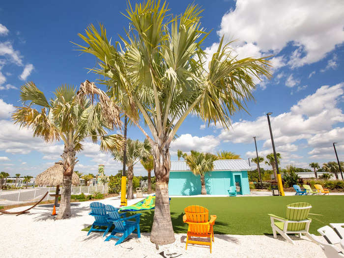 I may have been alone and RV-less at a RV park perfect for families, but I still enjoyed moseying around and claiming my stake in an empty lounge chair.