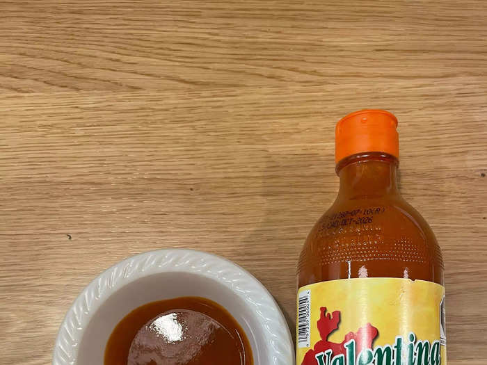 2 - Valentina Salsa Picante