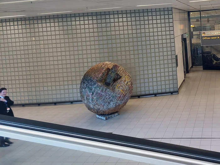 There was artwork dotted throughout the airport, too, like this sculpture of a giant apple.