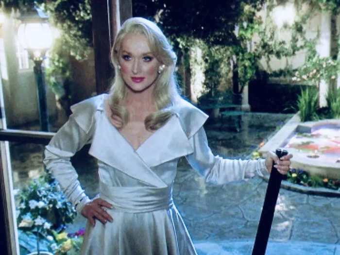 In the comedy "Death Becomes Her" (1992), she played Madeline Ashton Menville.