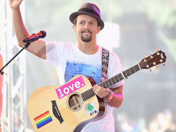 Singer and songwriter Jason Mraz thinks "two-spirit" is the best identifier for his sexuality.