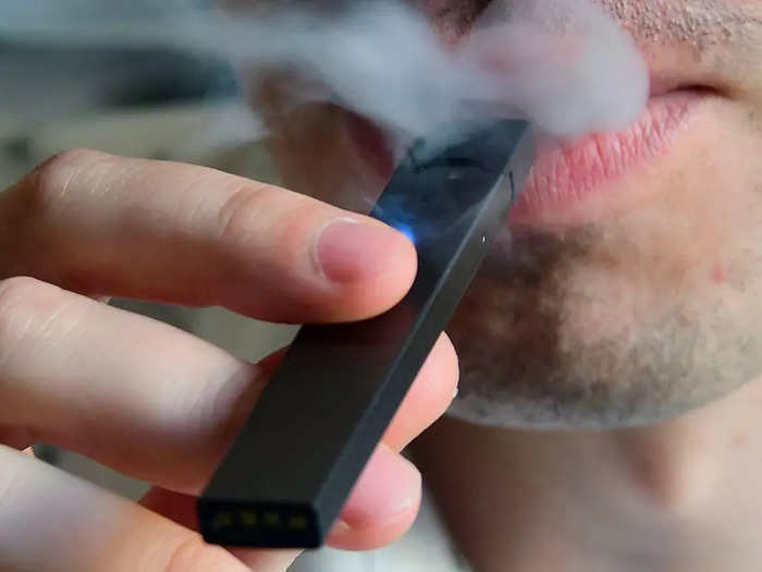 September 30, 2021: The CDC and FDA releases a study that finds that over 2 million middle-and-high-school students in the US were using e-cigarettes.