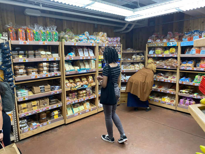 Although the basement space is small, the location stocked all the usual food selections — at least, from what I could tell. The bread and produce areas had lots of options to choose from.