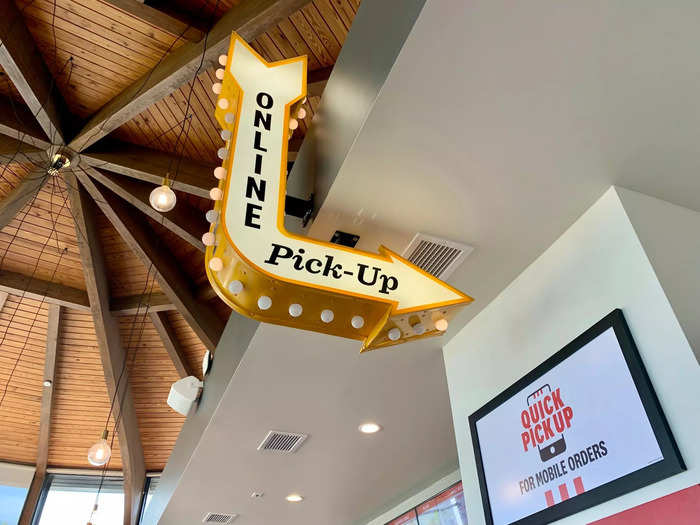 When restaurants do have these pickup shelves they can sometimes be hard to find or seem almost hidden, but this KFC had a large, lit-up arrow making it clear.