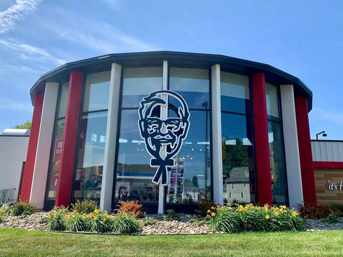 KFC repurposed the Chemung Canal Trust Company bank building into the "Crystal Bucket," named for its large windows.