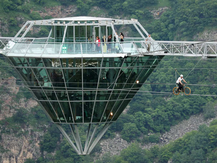 If the glass bridge and bar aren