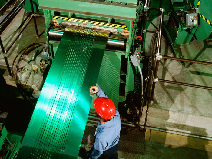 Cincinnati, OH-KY-IN: Metal and plastic rolling machine setters, operators, and tenders