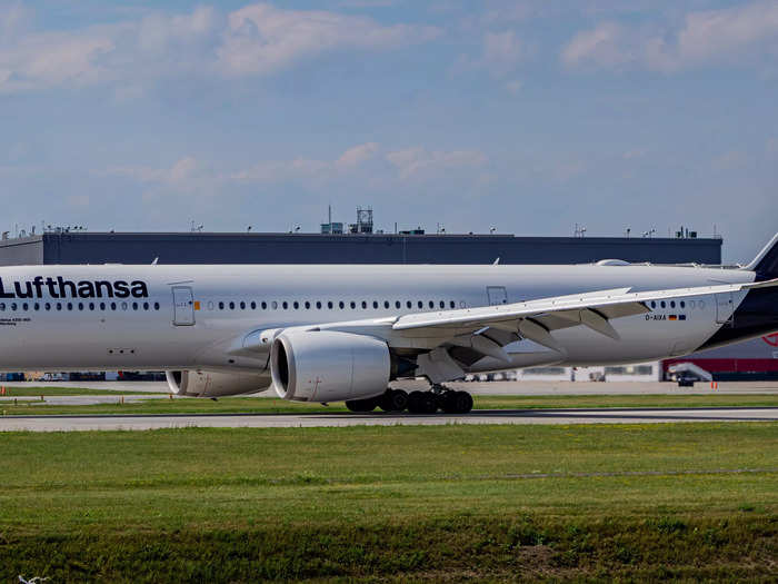 6. Airbus A350-900