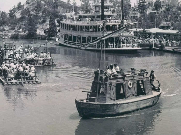 After a boatload of passengers capsized, Mike Fink Keel Boats closed forever.