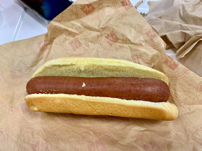 At first glance it looked similar to the Costco hot dog and came in the same paper bag, though it seemed a bit smaller.