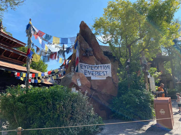 1. Expedition Everest - Legend of the Forbidden Mountain