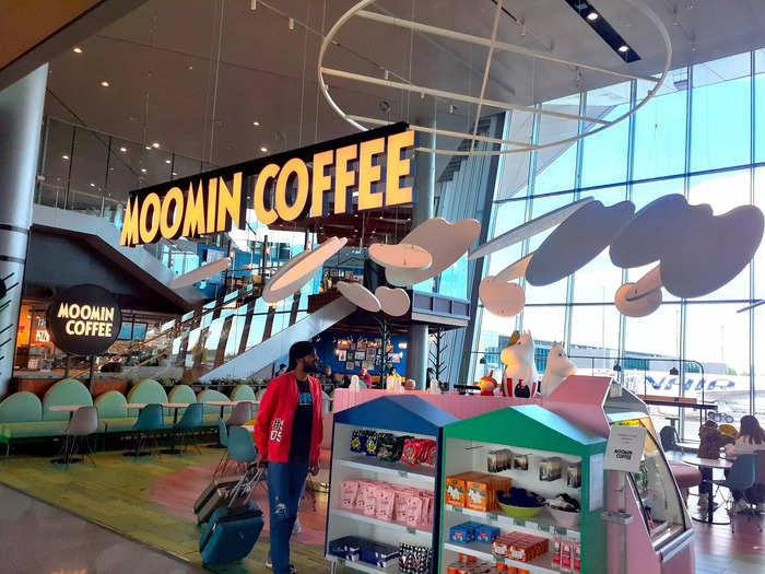 Continuing the Moomin theme was a cafe.