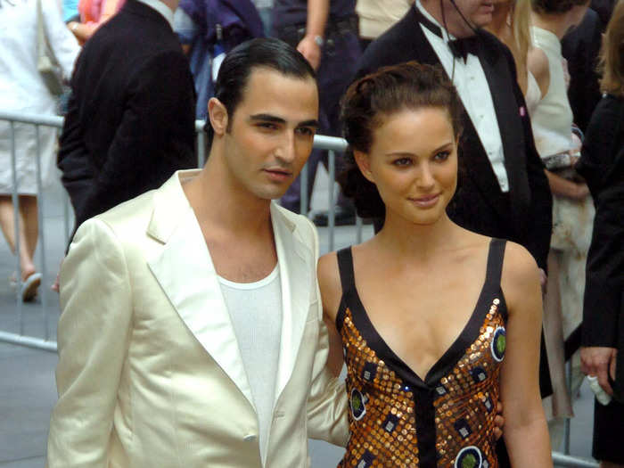 2. In a metallic mini, Portman shared the red carpet with fashion designer Zac Posen at the 2004 CFDA Fashion Awards.