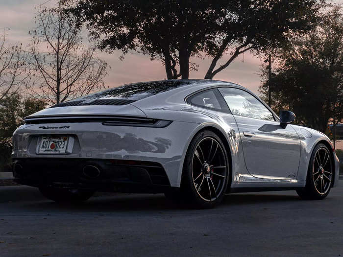 2021 Porsche 911 Carrera