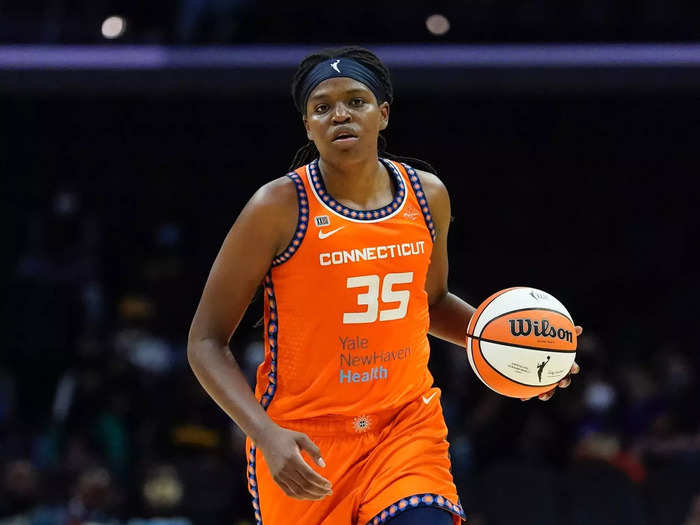 Jonquel Jones — 4x All-Star