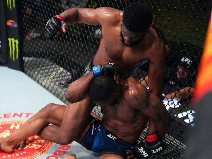 Kennedy Nzechukwu fought to a third-round finish thanks to merciless ground-and-pound.