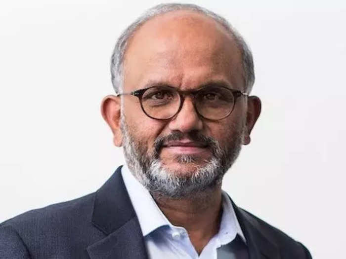 4. Shantanu Narayen, Adobe