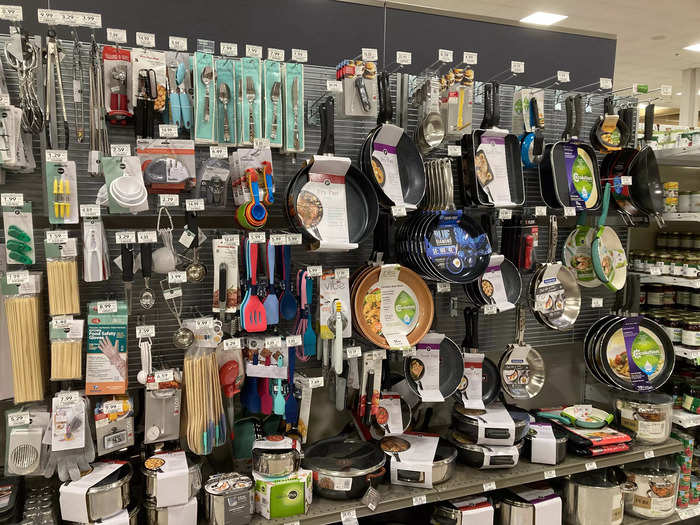 With a broad selection of kitchenware, Publix seemed to have everything covered.