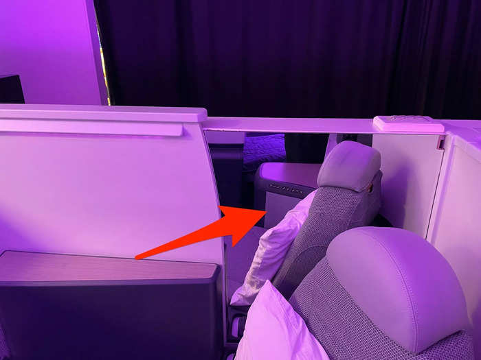 Regardless of whether a passenger is in business-premier or business-premier luxe, I noticed that those sitting in the interior row of the plane have a sliding door that connects or disconnects them from their neighbor.