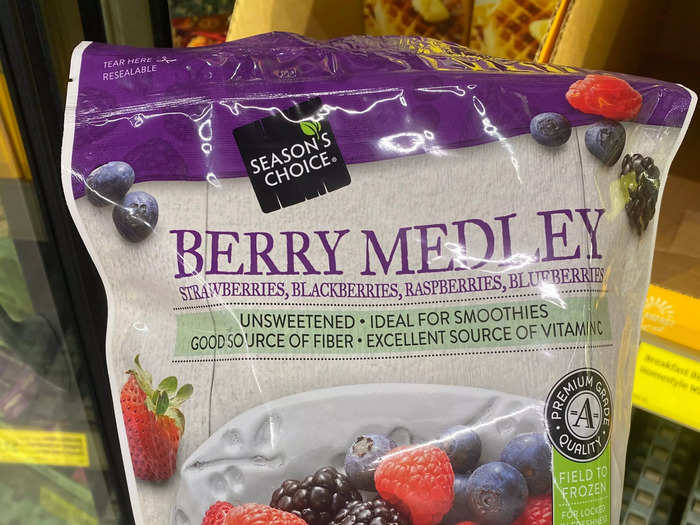 This is the perfect frozen berry medley for juices and smoothies.