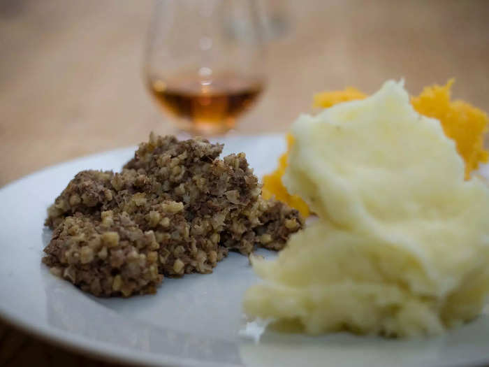 Some Americans assume haggis is the only Scottish food you should try, when, in fact, Scotland offers many traditional foods and drinks.