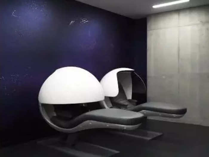 These appear to be isolation pods.