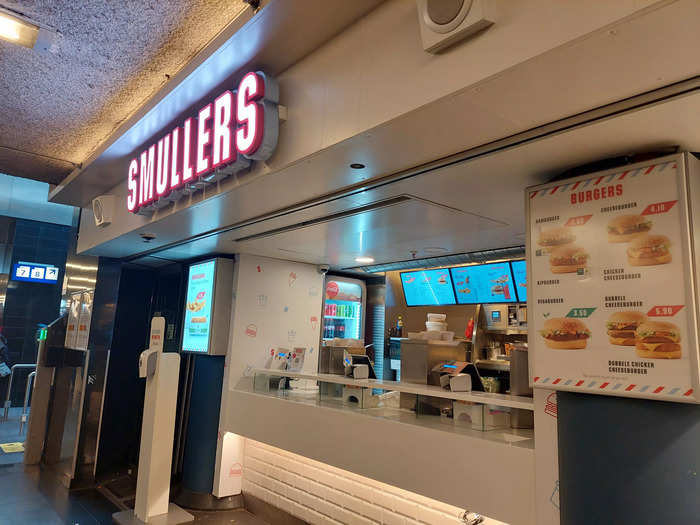 Smullers, another automat chain, has 27 sites in rail stations across the Netherlands.