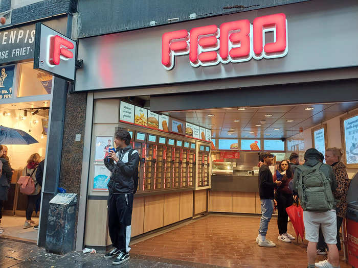 FEBO is the best known chain of automats in the Netherlands, with more than 70 stores across the country, including 30 in Amsterdam alone.