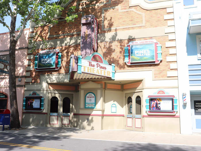 The Pines Theater, recreated at Dollywood, was an actual theater in Sevierville where Parton played her first paid gig.