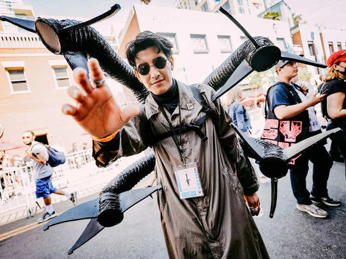 This cosplayer took inspiration from Alfred Molina