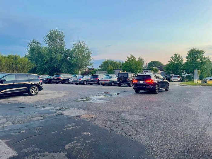 Parking was generally a mess during the day. I lucked out with street parking a few times, but the lots in East Hampton, Southampton, and Sag Harbor towns were packed.