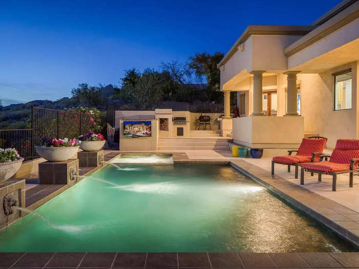 This "Mediterranean" pool is available for rent in Paradise Valley, Arizona, for $45 per hour.