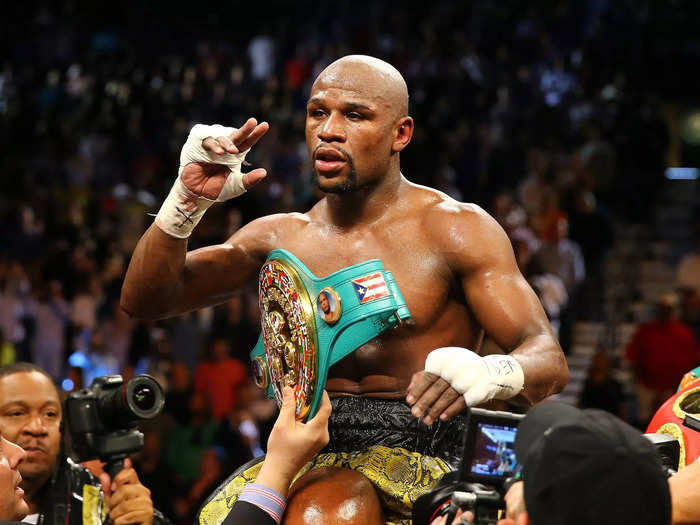 Floyd Mayweather, 45, came behind Swift at 177 private jet flights this year, producing 7,076.8 tonnes of CO2, according to Yard. His shortest flight included a 10-minute trip to Las Vegas, emitting 1 ton of CO2, per the report.