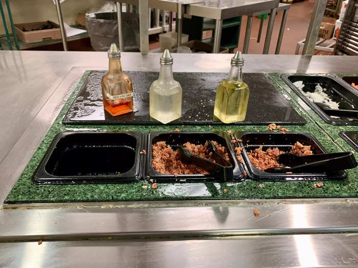 There was also a station with oil, vinegar, and bacon bits.