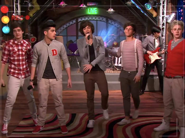 One Direction — then comprised of Harry Styles, Niall Horan, Louis Tomlinson, Liam Payne, and Zayn Malik — had a memorable appearance in season six.