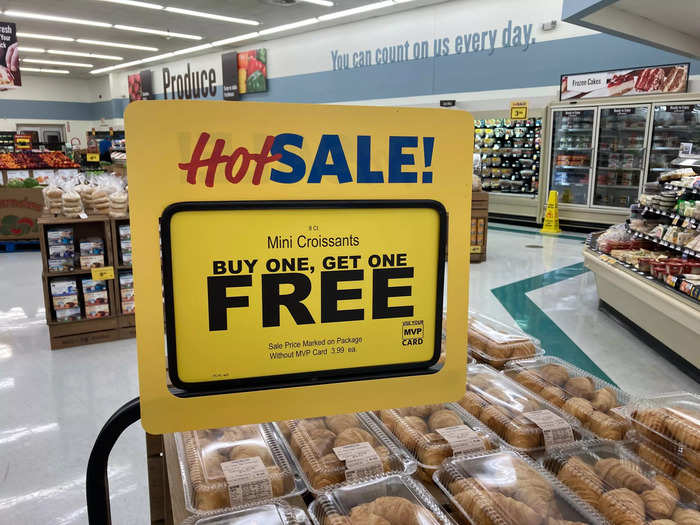 One thing that distinguished Food Lion from other Southern grocery chains I visited was its distinctive sale signs all over the store.