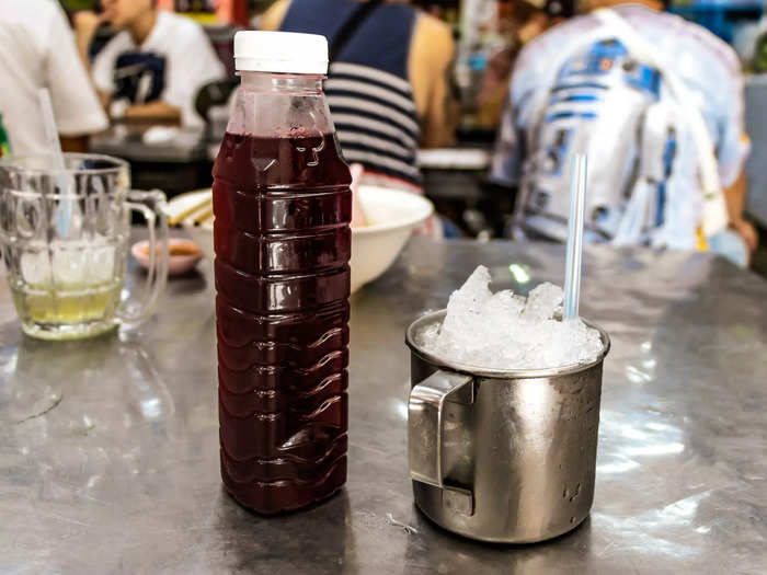 I also ordered a bottle of roselle juice, which is made from the Hibiscus flower. It was the perfect pairing to the hearty broth — light and refreshing.