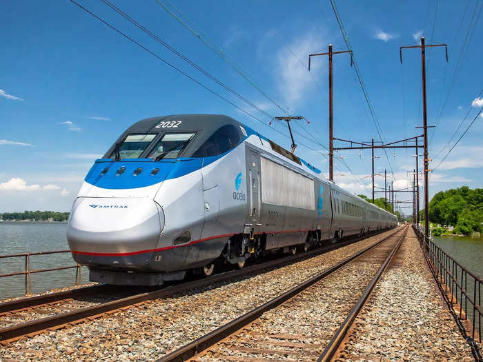 Dining on a long-haul Amtrak just became a bit more luxurious. And be warned: Don