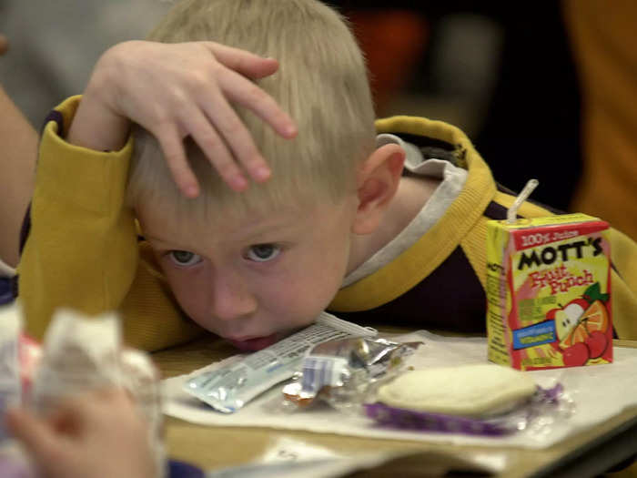 2001: A boy ate his school lunch in Mason, Ohio.