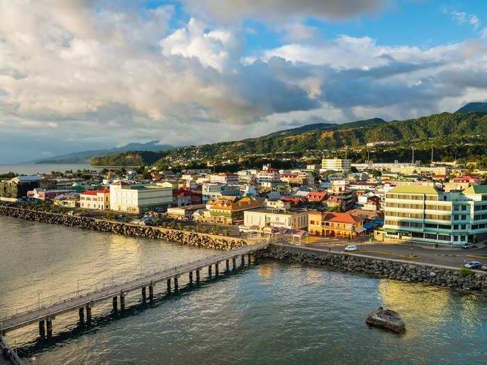 Dominica golden passport: $100,000 minimum investment required