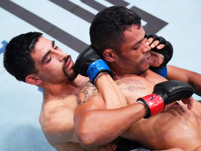 Flyweight fighters Erisson Ferreira and Jesus Aguilar competed midway through the event.