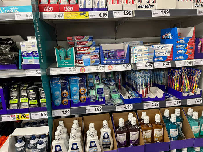 Low-price toiletries were also abundant at Lidl Harlem, posing some stiff competition for Duane Reade and CVS. Some consumers shy away from buying toiletries at grocery stores, since they find them to be more expensive than drug stores – but Lidl actually had toothpaste for $2 cheaper than we