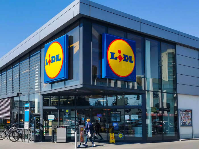 German discount grocery chain Lidl, which has has close to 12,000 stores globally, is rapidly expanding stateside. It opened its first US store just five years ago and already has more than 150 stores. It came to the UK, where it has more than 920 stores, in 1994.