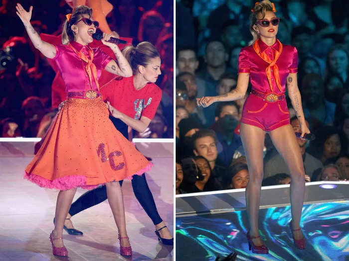 She wore a pink-and-orange getup to perform "Younger Now" in 2017, though it wasn